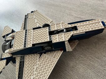 LEGO Creator 31039 - Stíhačka Blue Power - 7