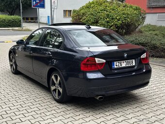 BMW 320i E90 110kW Sedan Aut. klima Šíbr 6st. Manuál Navi - 7