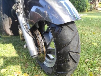 Yamaha Majesty 250 r.v 2004 - 7
