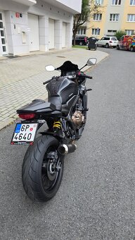 CBR 650R - 7