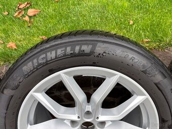 Zimní komplety / BMW X5 265/50 R19 - 7