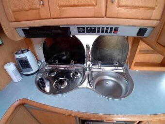 Karavan hobby exclusiv 2004 klimatizace - 7