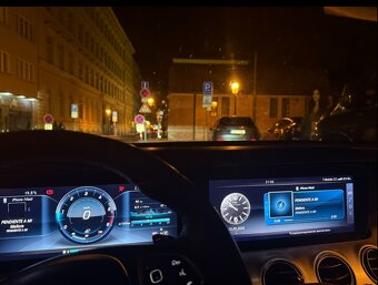 Mercedes w213 2017 e200 - 7