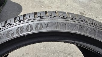 Zimní pneu 225/40/18 Good Year - 7
