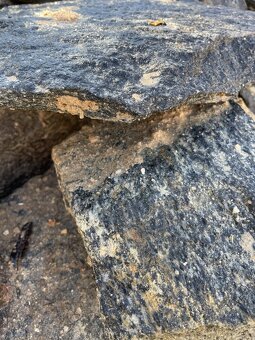 Kameny ze základů - 7