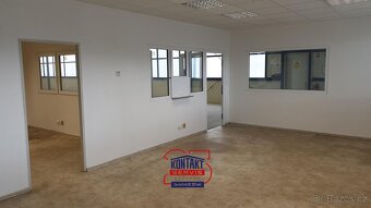 Pronájem skladovacích a prodejních prostor o velikosti 492 m - 7