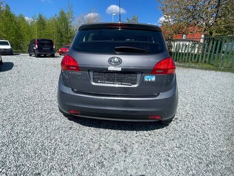 Kia Venga 1,6 i 92 kw - 7