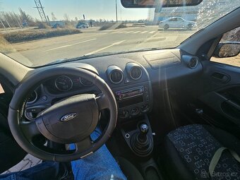 Ford Fiesta 1.4 TDCi (2004) - 7