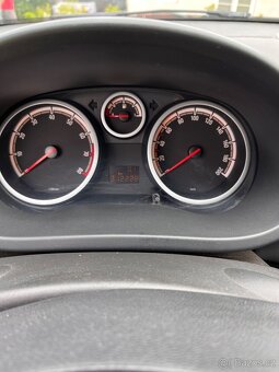 Opel Corsa D 1.2 16v - 7