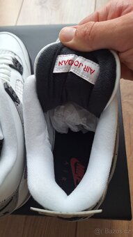 Jordan 4 White Cement - 7