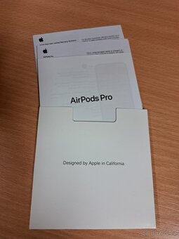 FAKE Apple AirPods Pro 2 - 7