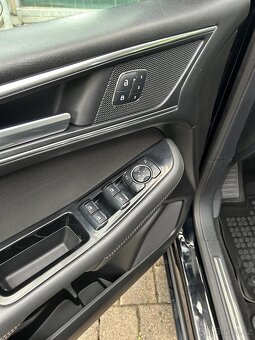 Ford S-Max 2.0 tdci 110 kw AWD 11/2016 Titánium - 7