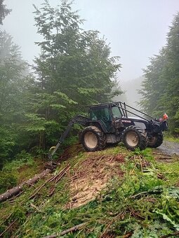 Lesni traktor s rukou - 7