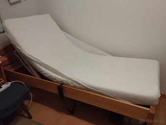 Polohovací elektrická postel - 7