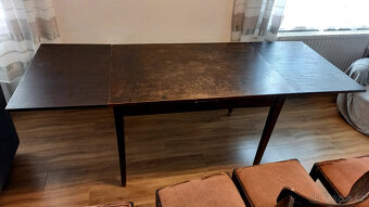 Jídelní rozkládací stůl se židlemi z roku 1952 - 7