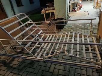 Polohovací zdravotnická postel Invacare - 7