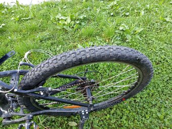 Kolo Specialized vel 26 " - 7