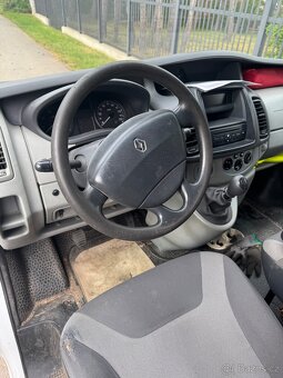 Renault Trafic 2.0 dci, r. 2010 - 7