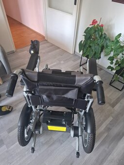 Elektrický invalidní vozík skládací Eroute 6001A - 7