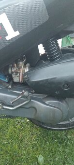 Skůtr Peugeot Speedake 80ccm 2T - 7