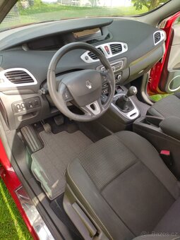 Renault Scenic III 1,6 16v - 7