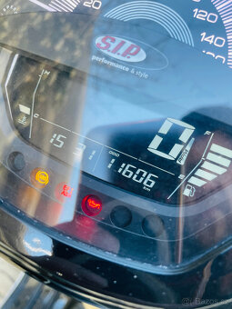 Vespa 300 GTS Super HPE 18kW - 7