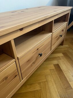 TV stolek IKEA Hemnes - 7