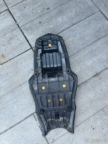 Zbytek dílů Yamaha Tzr 50 - 7