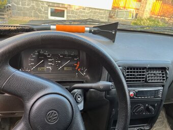 VW Polo Variant 1.4, Platná STK, tažné - 7