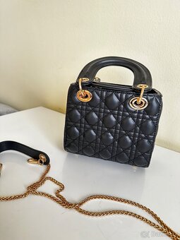 Cristian Dior - 7