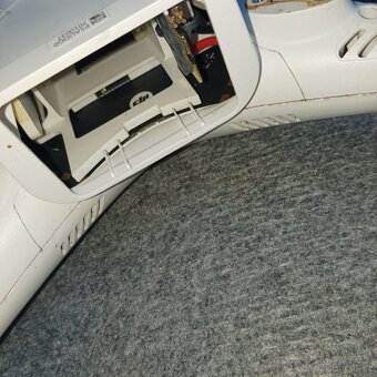 DJI Phantom 3 Standard + ovladač na nd - 7