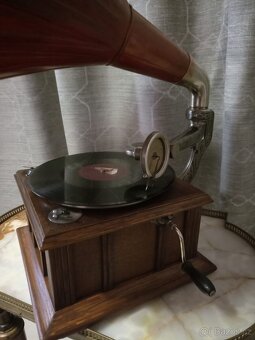 Gramofon s troubou - 7