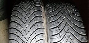 Prodám 2x zimní pneu 215/70R16 100T - 7