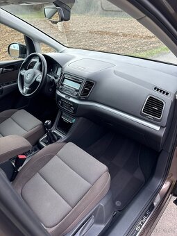 VW Sharan 2012 2.0TDi 103kW STYLE Tažné, 7míst, po rozvodech - 7