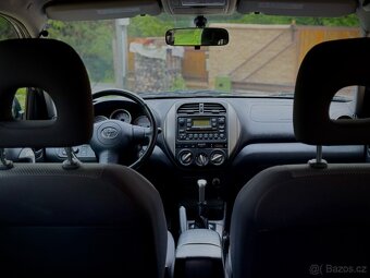 Toyota RAV-4 2.0 VVT-I benzín 110 KW 4x4 39 TKM - 7
