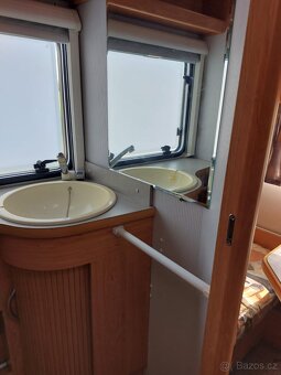Prodám karavan Knaus 500TK, r.v.1999 + palandy + předstan. - 7