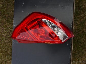 FORD FIESTA ZADNÍ SVĚTLA R.V. 2008 - 2013 - 7