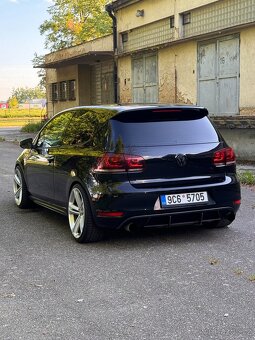 Volkswagen Golf Mk6 GTI - 7