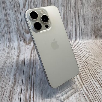 iPhone 15 Pro 256GB, bílý, eSIM, 97% baterie (rok záruka) - 7