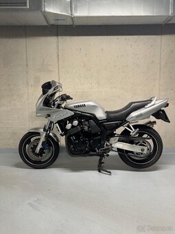YAMAHA FZS 600 FAZER - 7