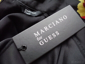 NOVÉ pouzdrové šaty zn. GUESS - vel. S - 7
