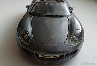 Porsche Carerra GT, Maisto 1:18 - 7
