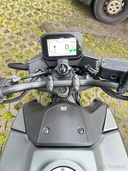 Honda cb750 Hornet - 7