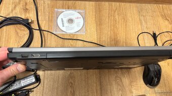 FUJITSU LIFEBOOK E756 - 7