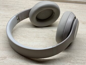 Beats Studio Pro Cream - 7