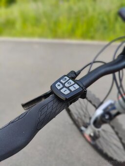 Krosové elektrokolo Аuthоr Essenсe, na 160–175 cm, kola 29" - 7