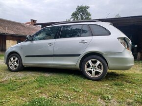 Škoda Fabia 2 kombi 1.4 16v 63kw r.2009 - 7