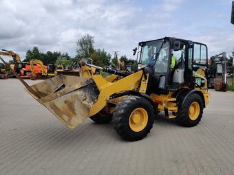 Čelní nakládač CAT 908 MTH - 7