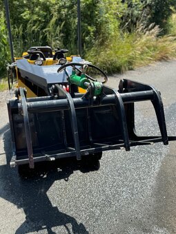 Hydraulický Vykusovač siláže, vidle na hnůj - 7