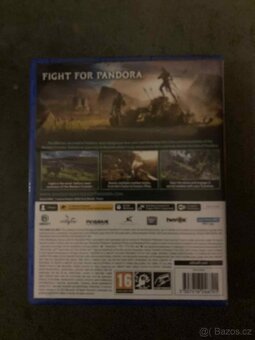 PS5 s mechanikou a hrama + 2TB externí uložiště - 7